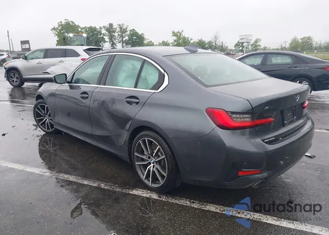 2020 BMW 330I xDrive z USA, uszkodzony, nr VIN 3MW5R7J02L8B11434